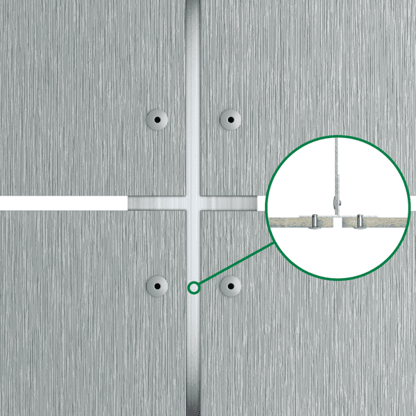 Nahaufnahme einer Metalloberfläche mit zwei Schrauben und einem hervorgehobenen Verbindungsstück, das einen Klemmmechanismus zwischen zwei Platten zeigt.